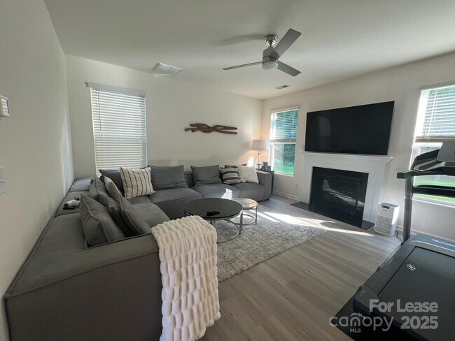 Building Photo - 7208 Wheyfield Dr