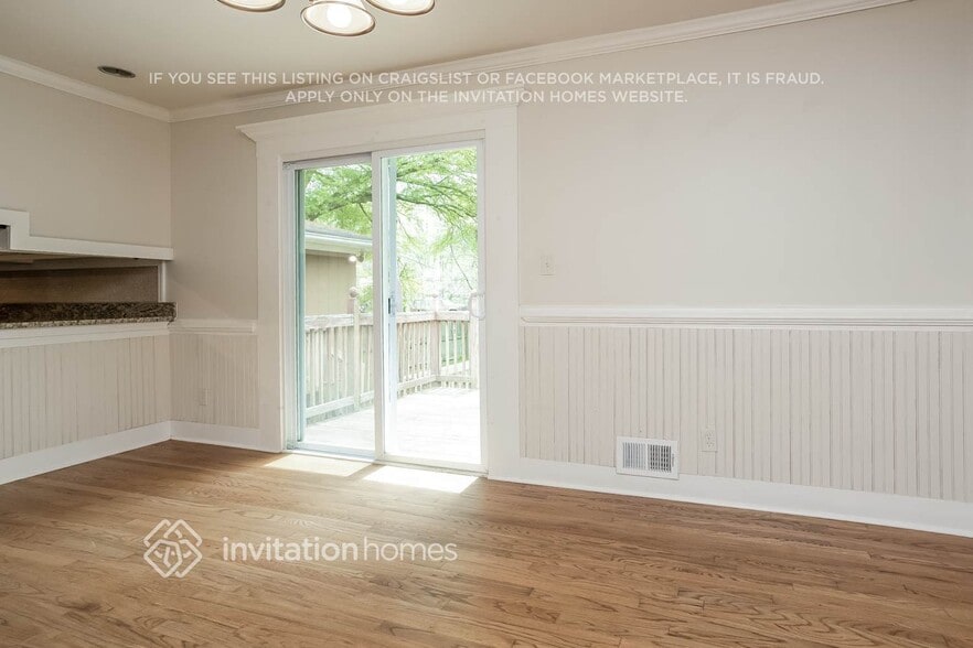 Building Photo - 1321 Laura Ln