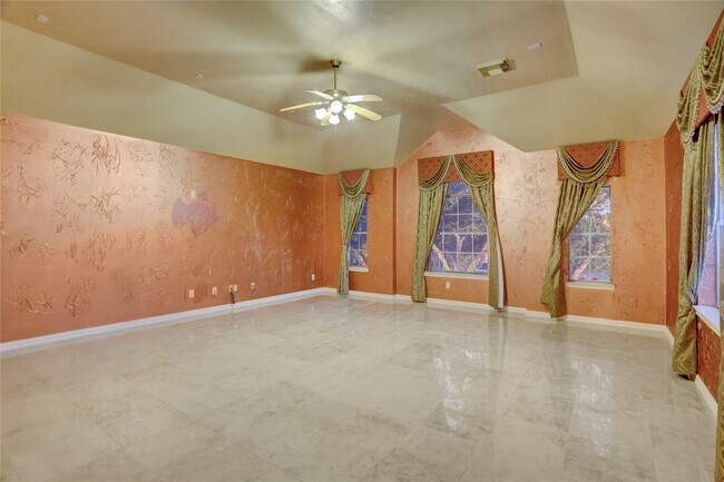 Building Photo - 2707 Sterling Fields Dr