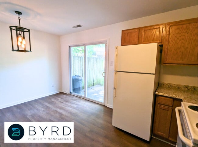 Building Photo - 1506 Stowmarket Ct