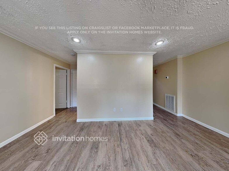 Building Photo - 21611 Park Wick Ln