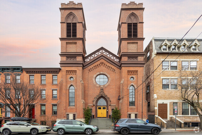 Building Photo - Boniface Lofts