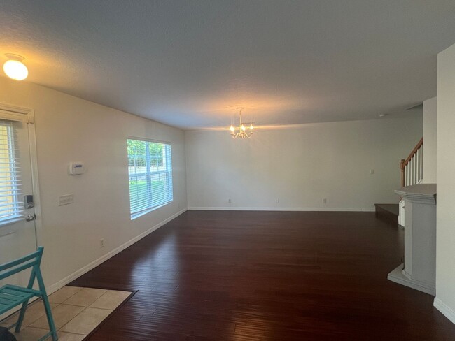 Building Photo - Coquina Key 3/2.5 townhome