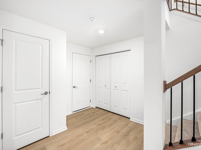 Building Photo - 14954 Dyer Ln