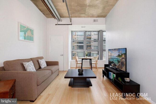 Building Photo - 1300 N Street NW-#517