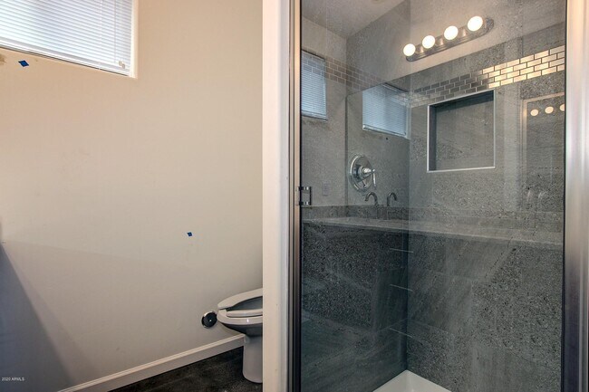 Building Photo - 4515 N 44th St