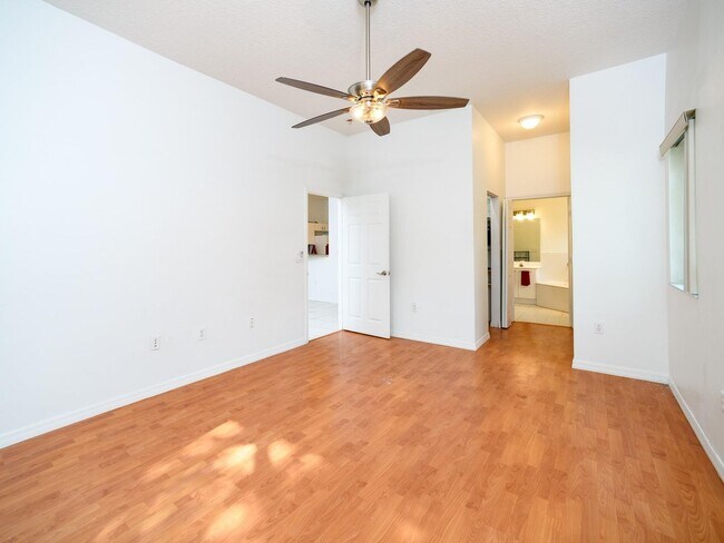 Building Photo - 14186 SW 32nd St