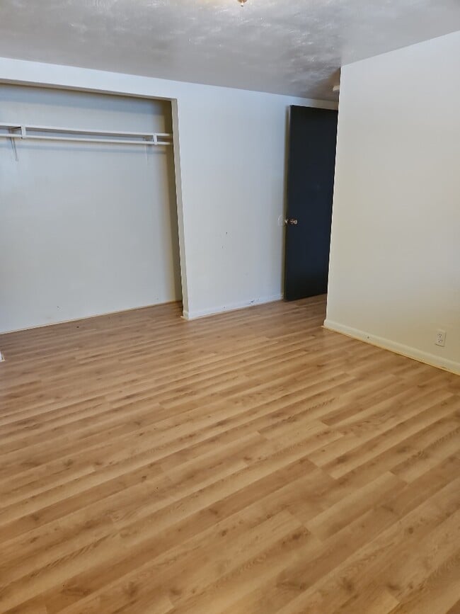 Building Photo - 1817 S Greeley Hwy