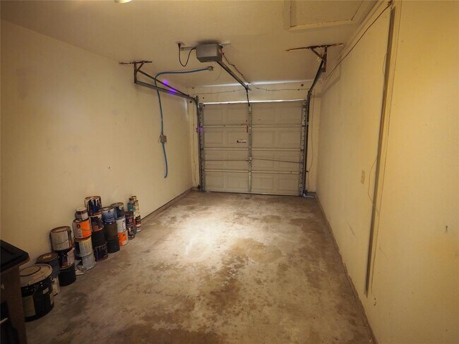 Building Photo - 809 Maryland Dr