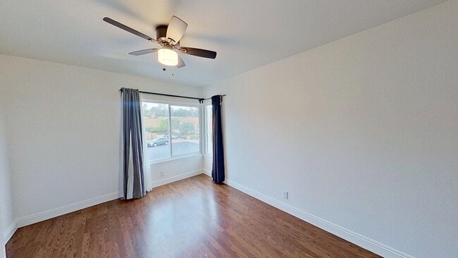 Building Photo - 24652 Vía Raza