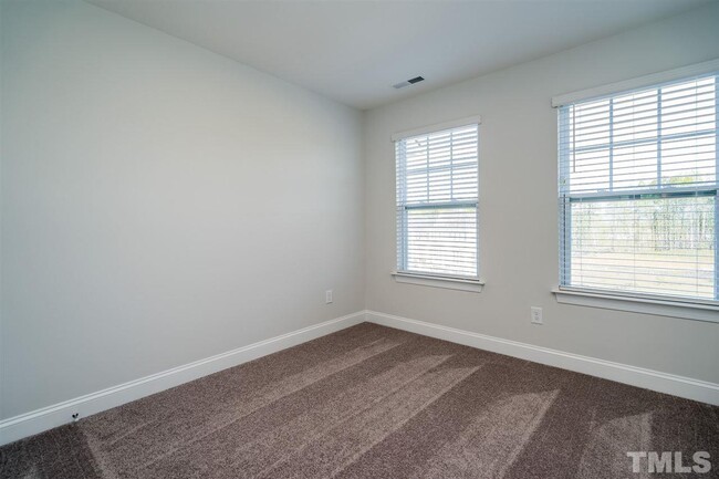 Building Photo - 2819 Dallas Valley Ln