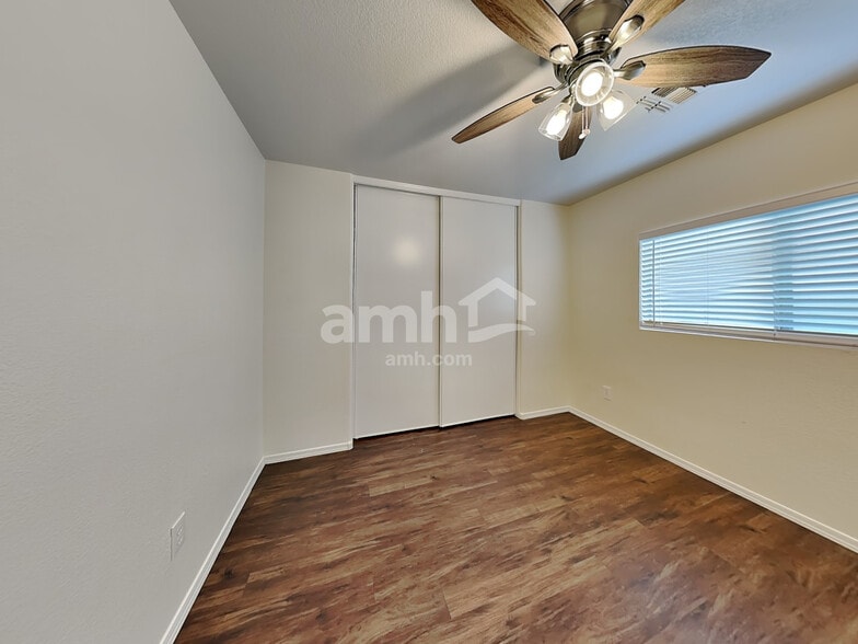 Building Photo - 3035 W Lucia Dr