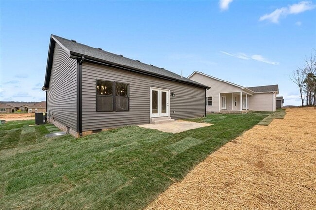 Building Photo - 2755 Cedrus Ave