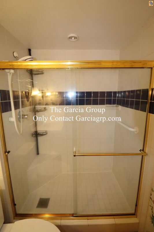 Building Photo - 2393 SW Park Pl