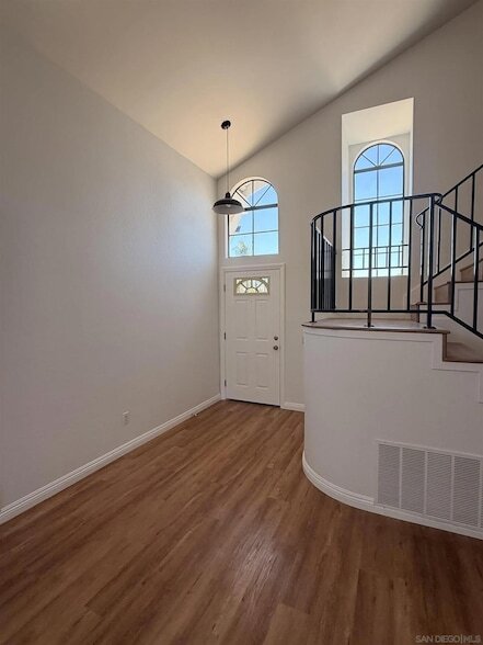 Building Photo - 7538 Hawks Peak Way
