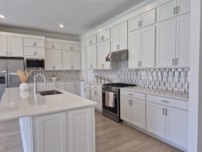 Building Photo - 31007 Golden Felipe St