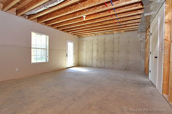 Building Photo - Home in Jackson Ridge Subdivision