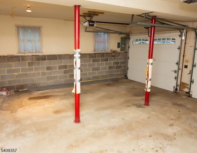 Building Photo - 1016 Washington Valley Rd