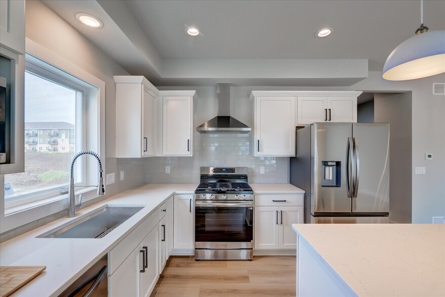 Building Photo - 4866 Suelo Rd