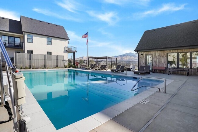 Building Photo - 4380 Bergen Ln
