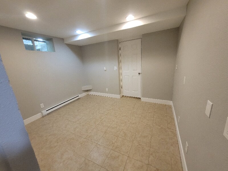 Building Photo - 1240 Elmira St