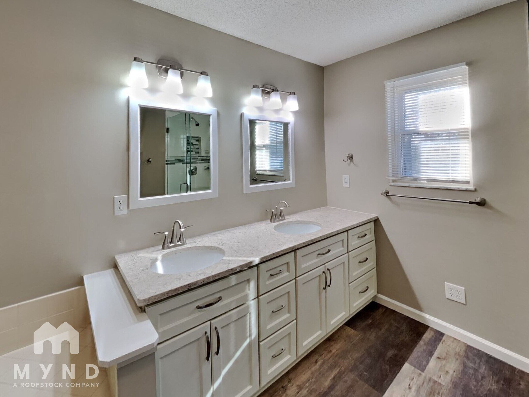 Building Photo - 3564 Haywood Ct