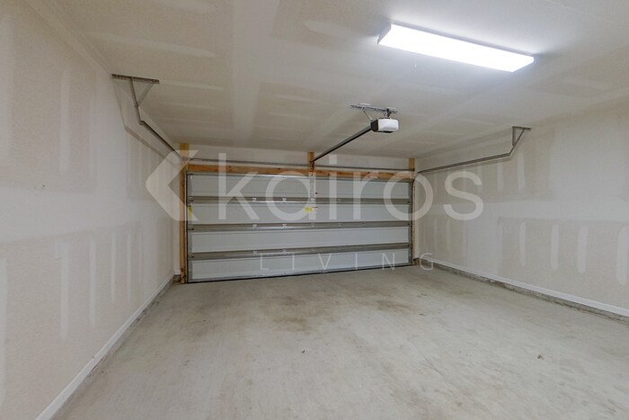 Building Photo - 118 ORTHELLO COURT