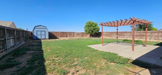 Building Photo - Beautiful 4 bedroom, 2 bath home for rent