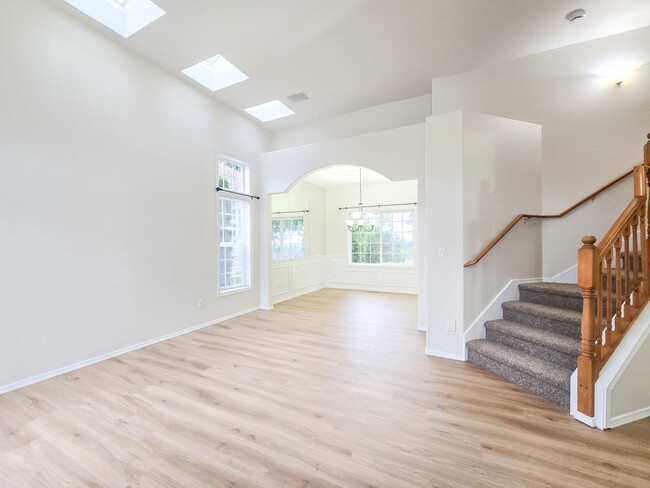 Building Photo - Updated 4BD Home in Gleneagle