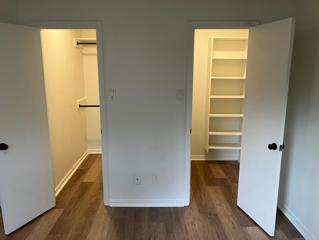 Building Photo - 9 Wabash Cove