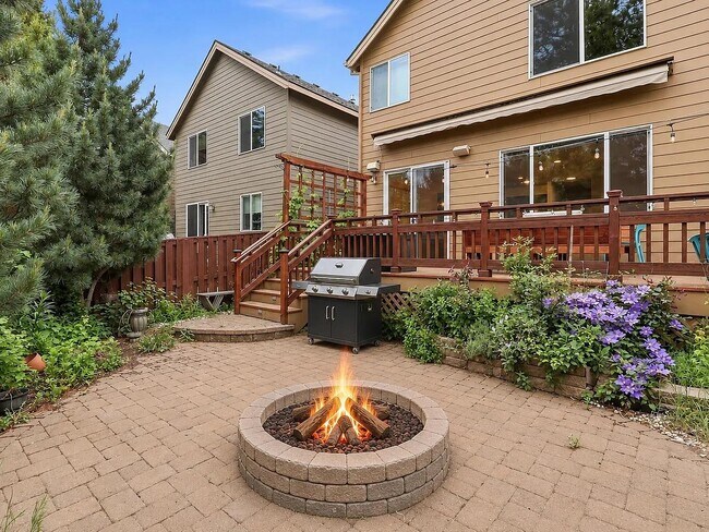 Building Photo - 61330 Huckleberry Pl