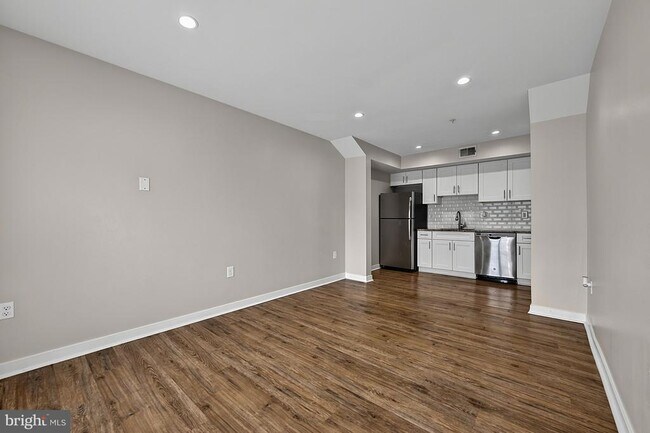 Building Photo - 1516 Marion Barry Ave SE