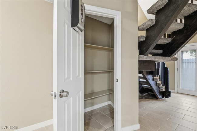 Building Photo - 4039 Village Square