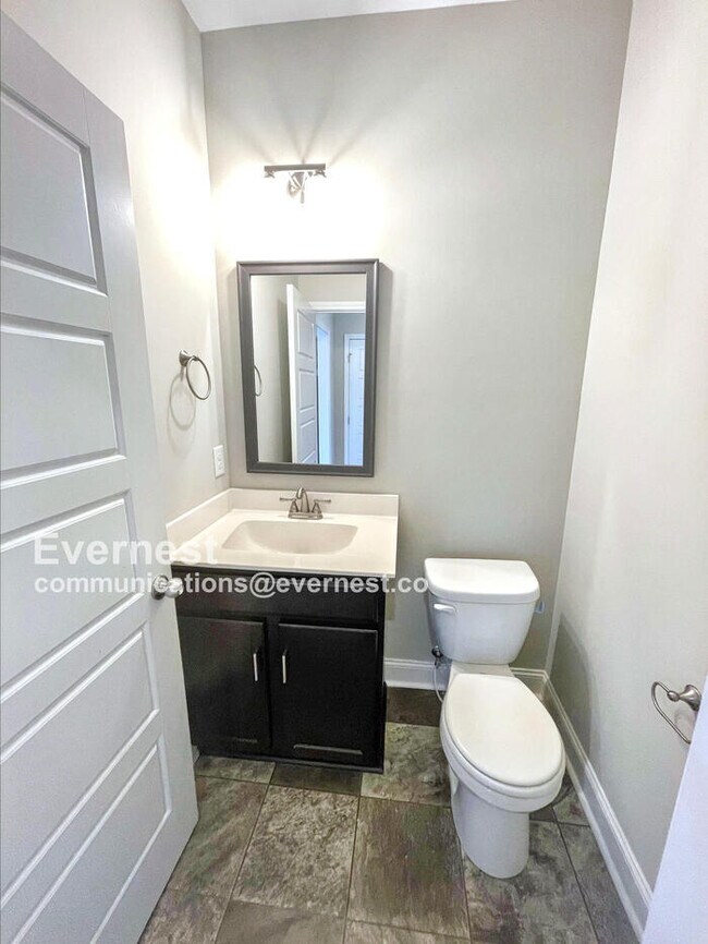 Building Photo - 809 Marksman Ct