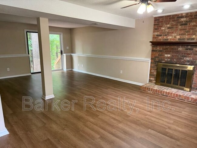 Building Photo - 507 Trappers Run Dr