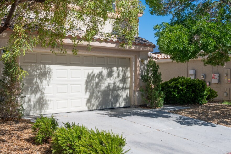 Building Photo - 7924 Horn Tail Ct