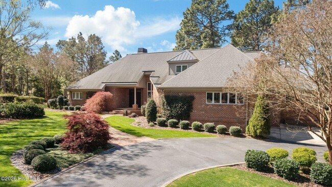 Building Photo - 50 Oak Meadow Rd