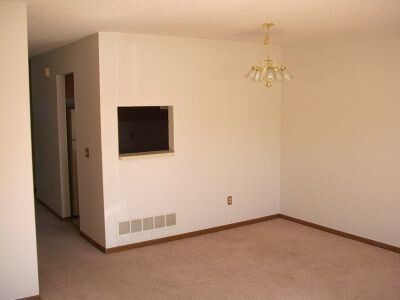 Building Photo - 2752-2758 Scarlet Oak