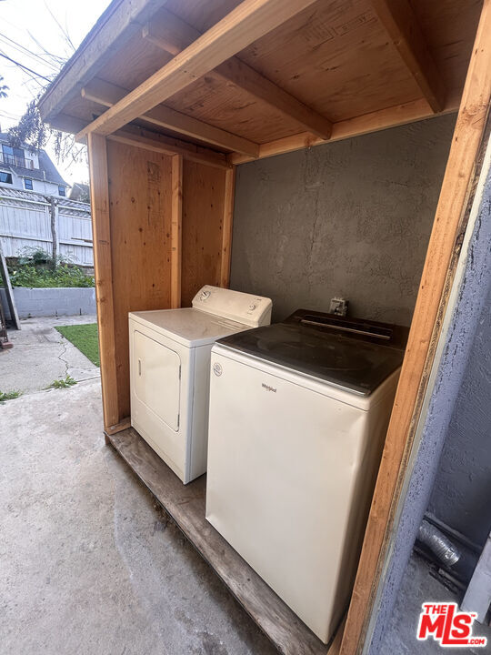 Building Photo - 5632 Baltimore St