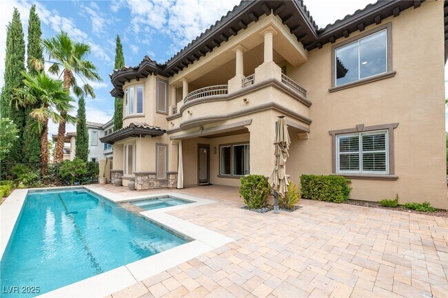 Building Photo - 2057 Orchard Mist St