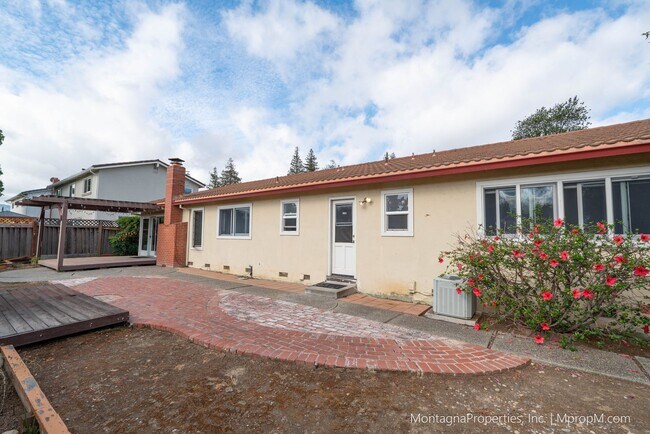 Building Photo - Spacious San Jose Home w/Cupertino Schools!
