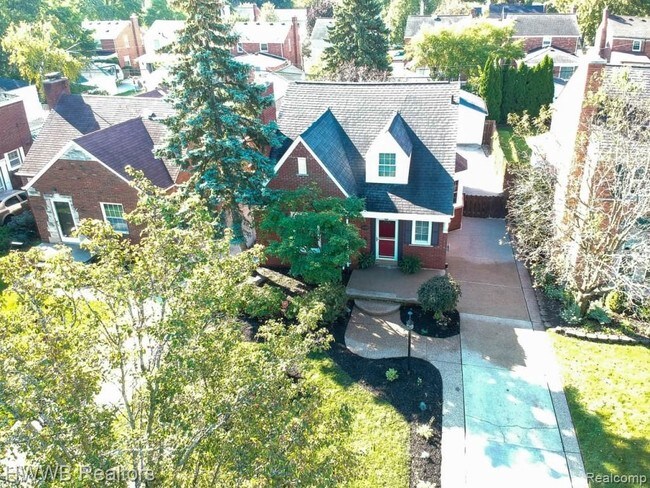 Building Photo - 1899 Hunt Club Dr