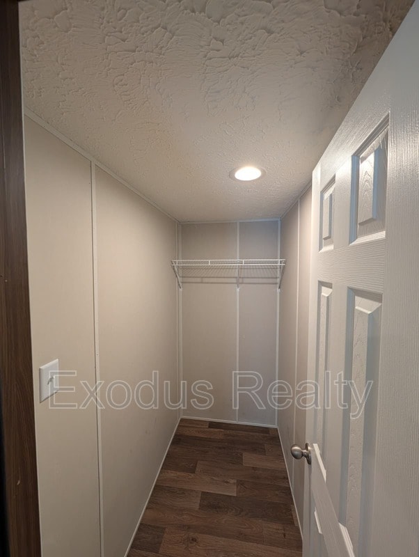 Building Photo - 20 Gibbs Rd