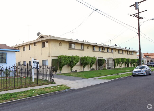 Primary Photo - 6300 Woodward Ave