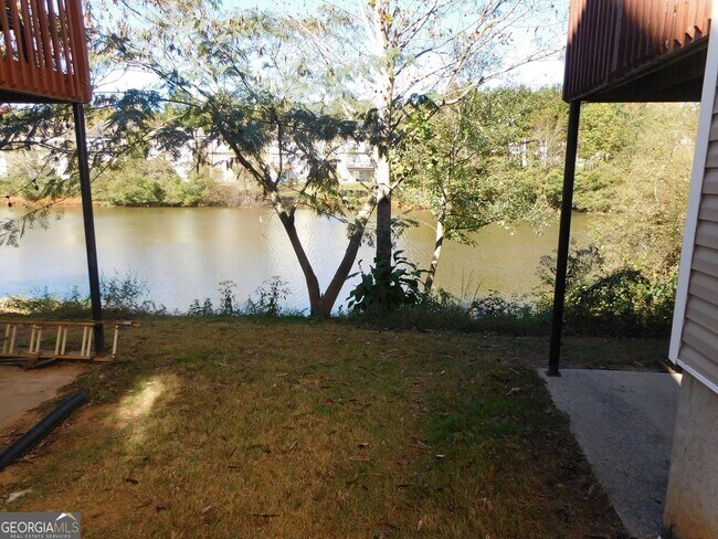 Building Photo - 566 Pond Lillies Rd SE