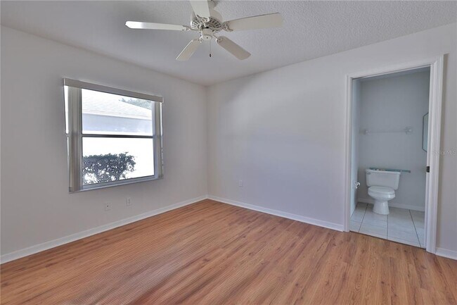 Building Photo - 2810 89th Ave E