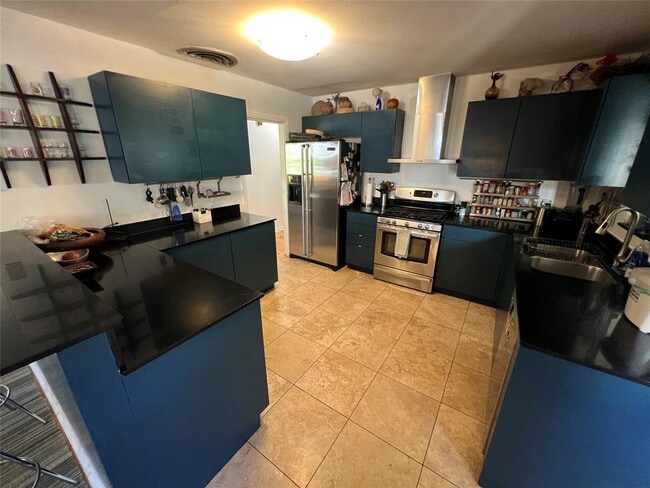 Building Photo - 4506 Oakmont Blvd