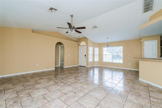 Building Photo - 1641 Larkin Rd