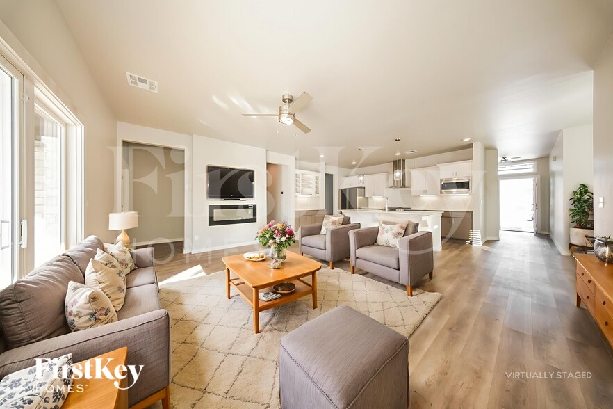 Building Photo - 504 NW 183rd St