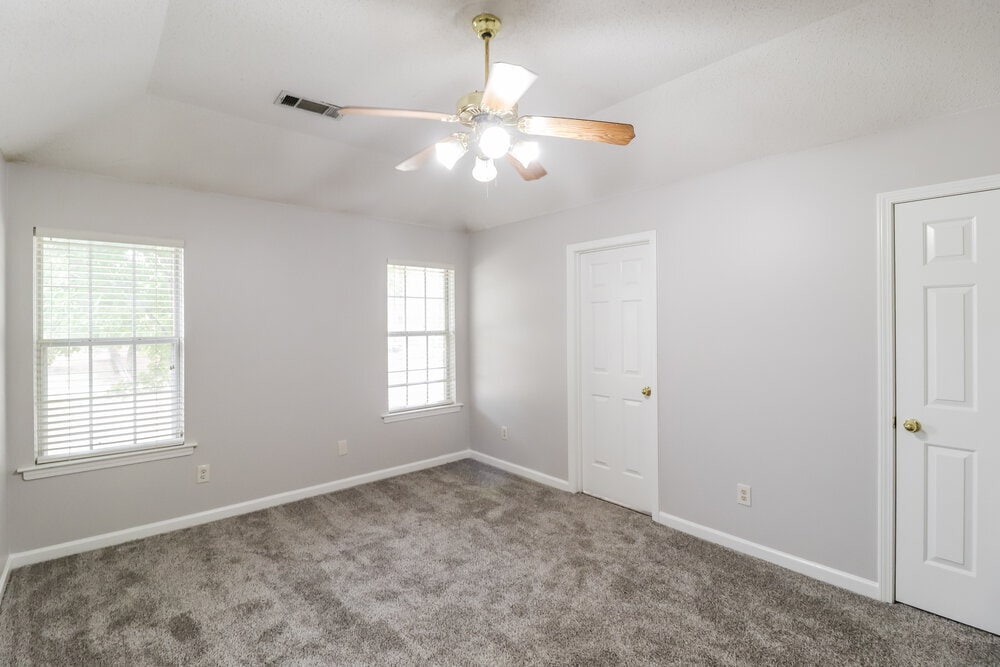 Building Photo - 9309 Garden Woods Cove